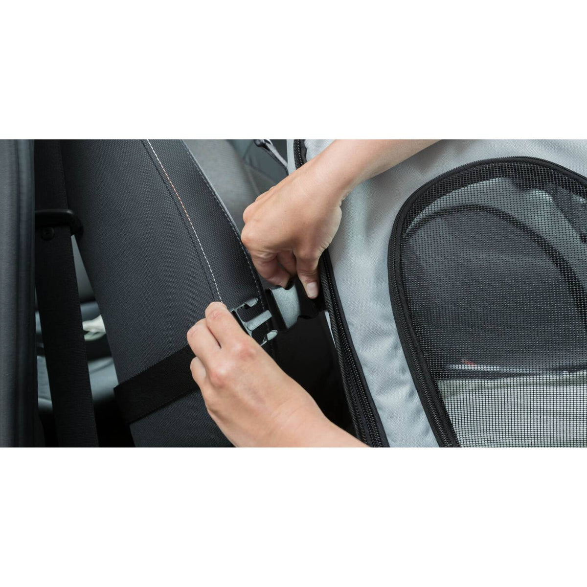 Trixie Cuccia per Auto per Cani 44 x 37 x 40 cm Grigio/Nero