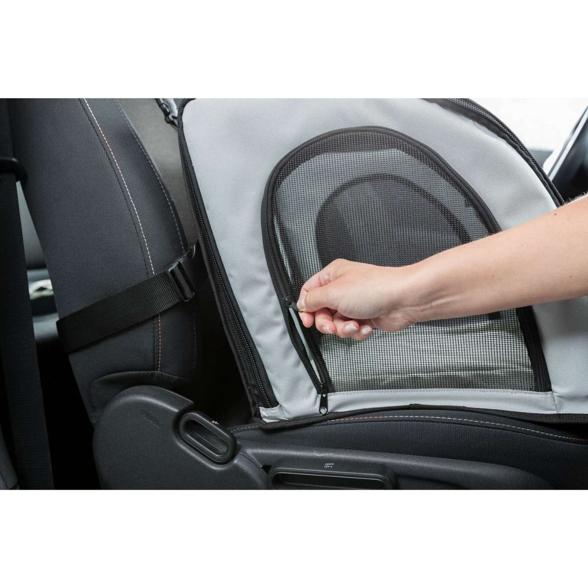 Trixie Cuccia per Auto per Cani 44 x 37 x 40 cm Grigio/Nero